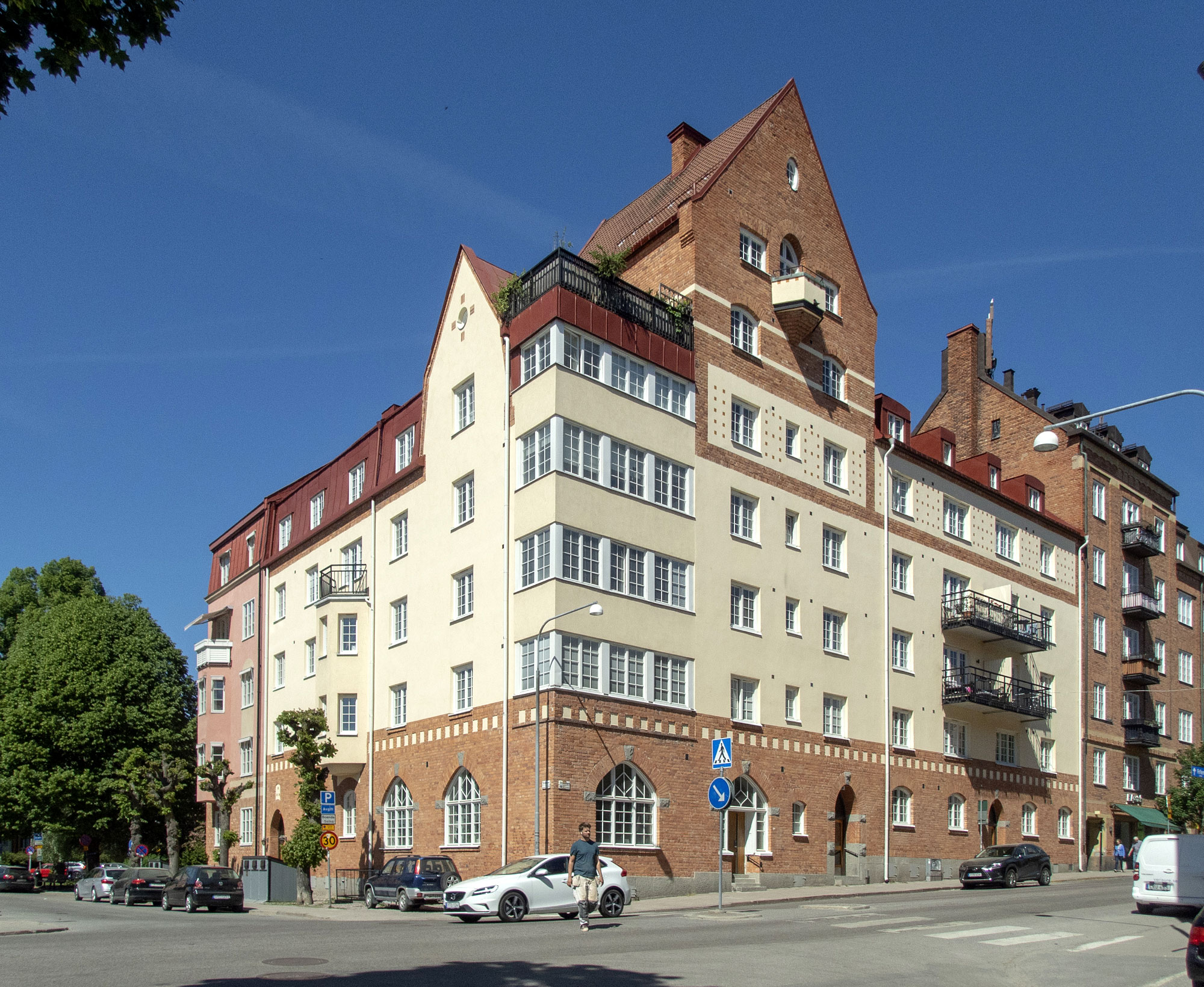 Solna, Stockholm (Photo License: CC-BY-SA-3.0)